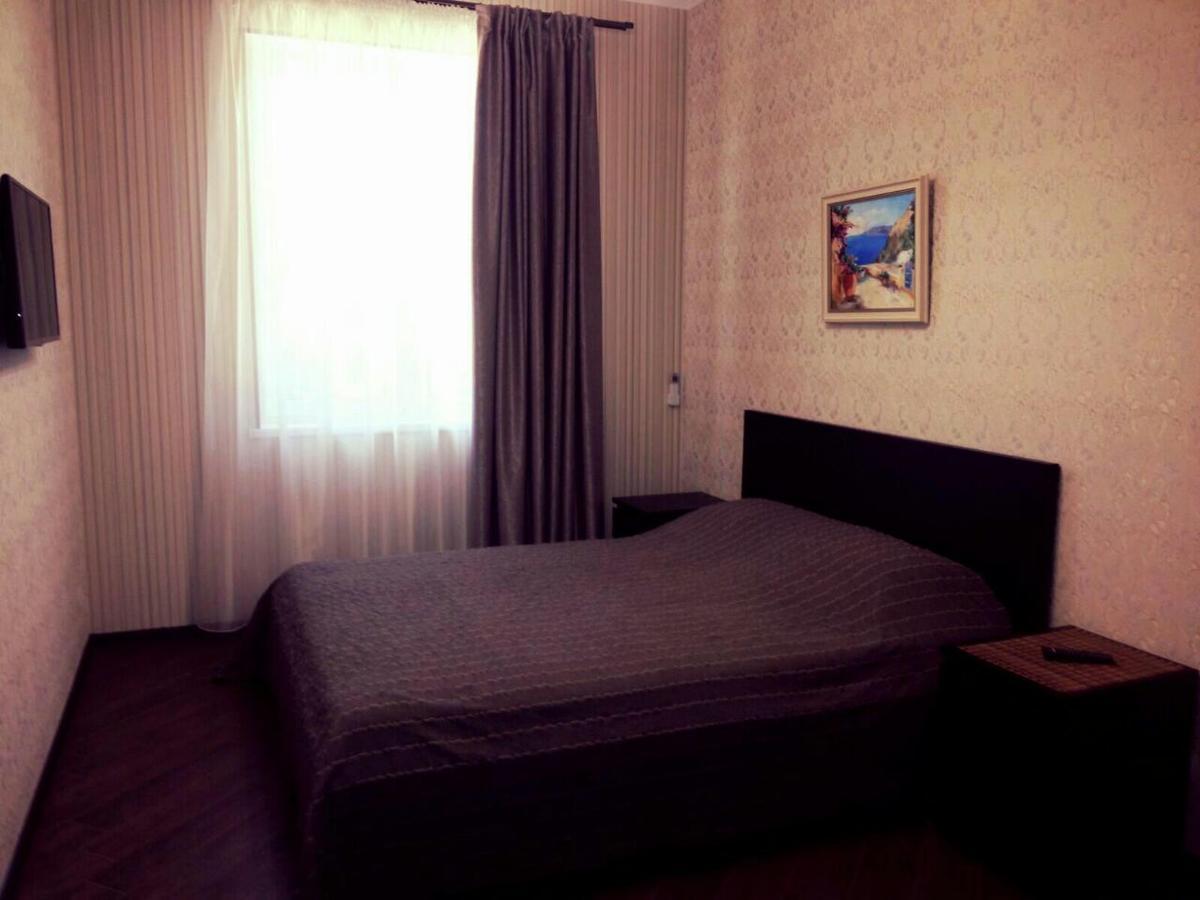 Guest House Belweder Гагра Екстериор снимка