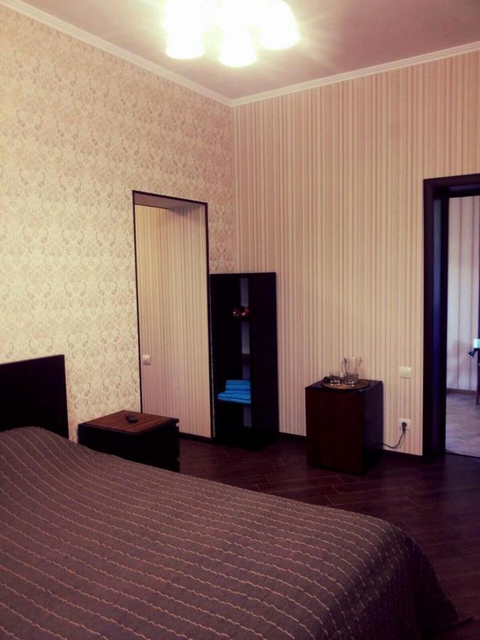 Guest House Belweder Гагра Екстериор снимка