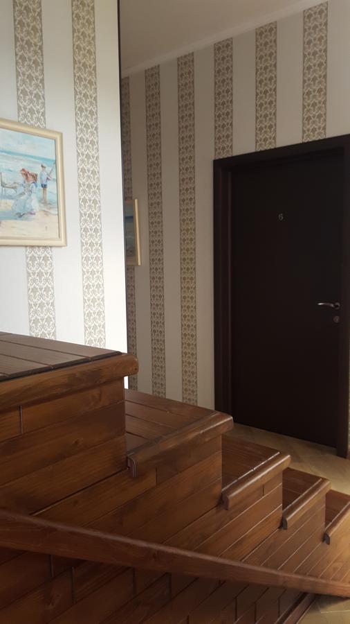 Guest House Belweder Гагра Екстериор снимка
